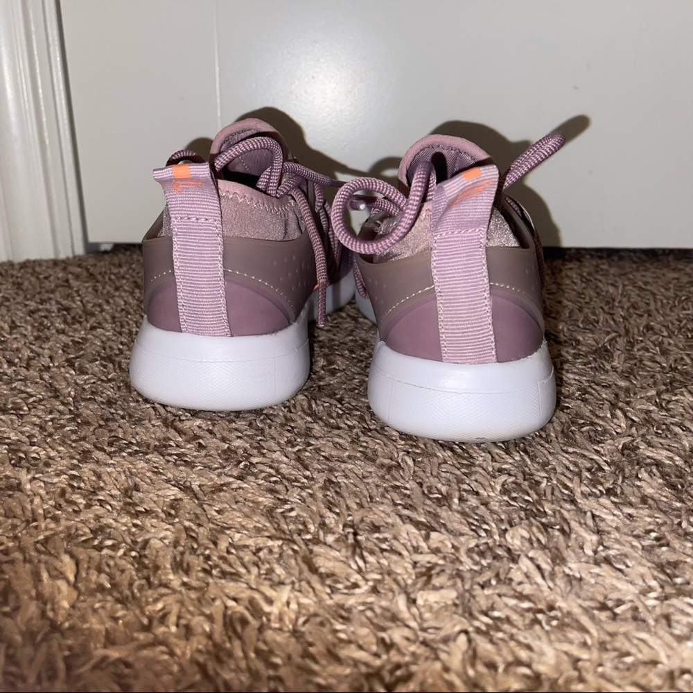 Fabletics Running Sneakers - Picture 2 of 4